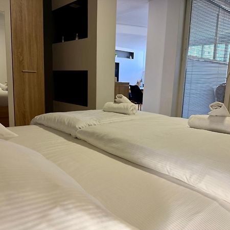 Apartments Park Siska Λιουμπλιάνα Εξωτερικό φωτογραφία