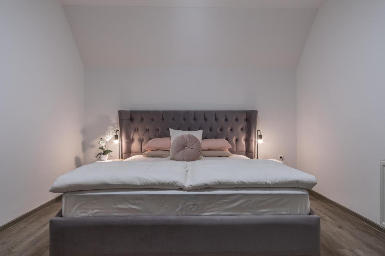Apartments Park Siska Λιουμπλιάνα Εξωτερικό φωτογραφία