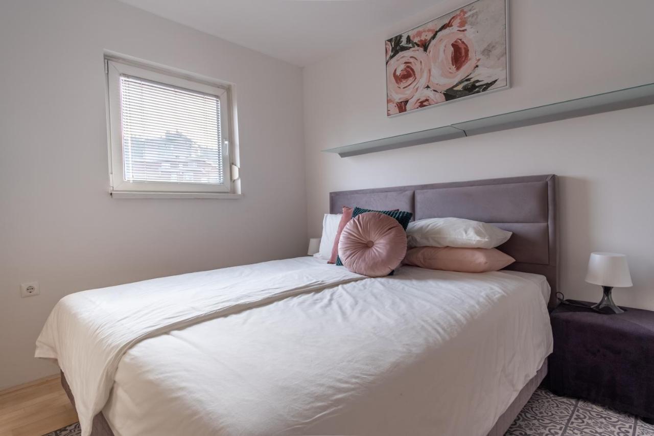 Apartments Park Siska Λιουμπλιάνα Εξωτερικό φωτογραφία