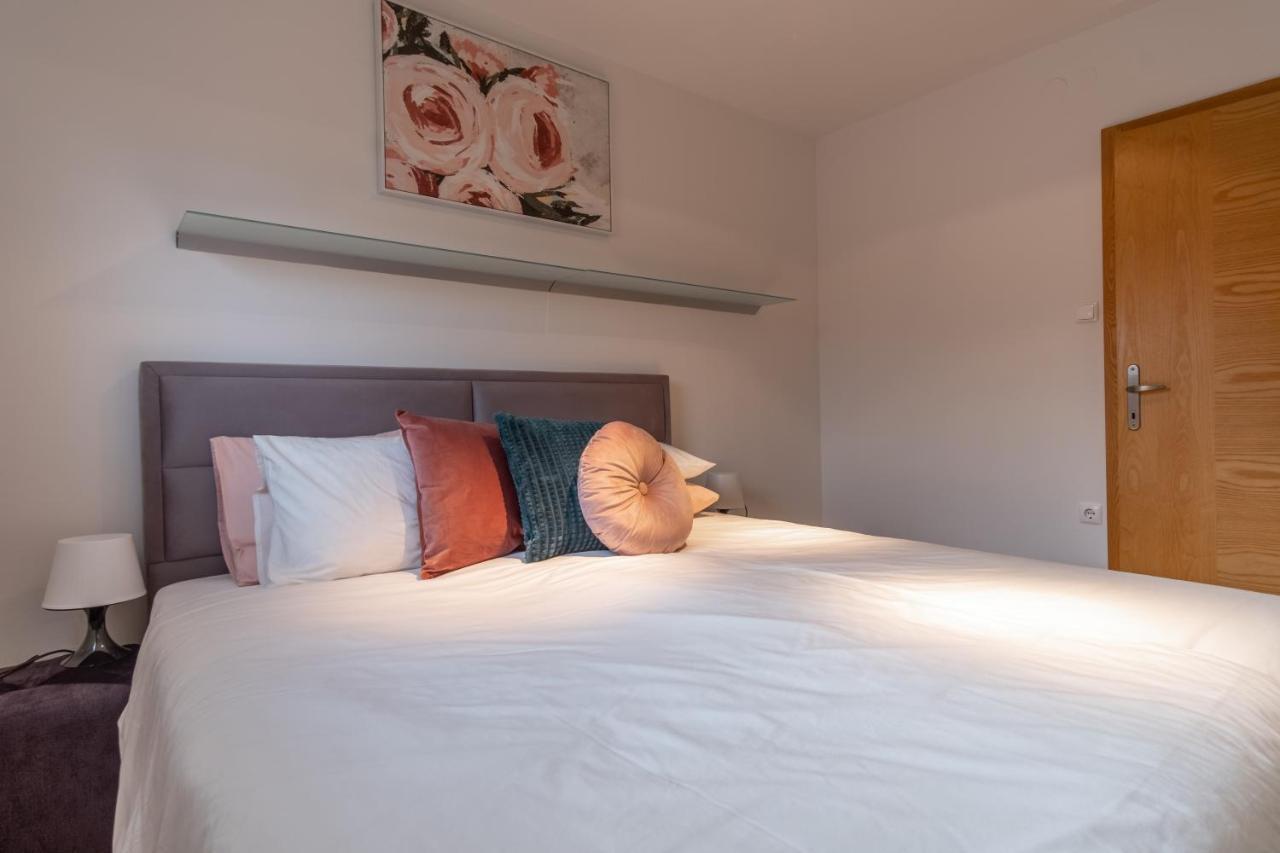Apartments Park Siska Λιουμπλιάνα Εξωτερικό φωτογραφία